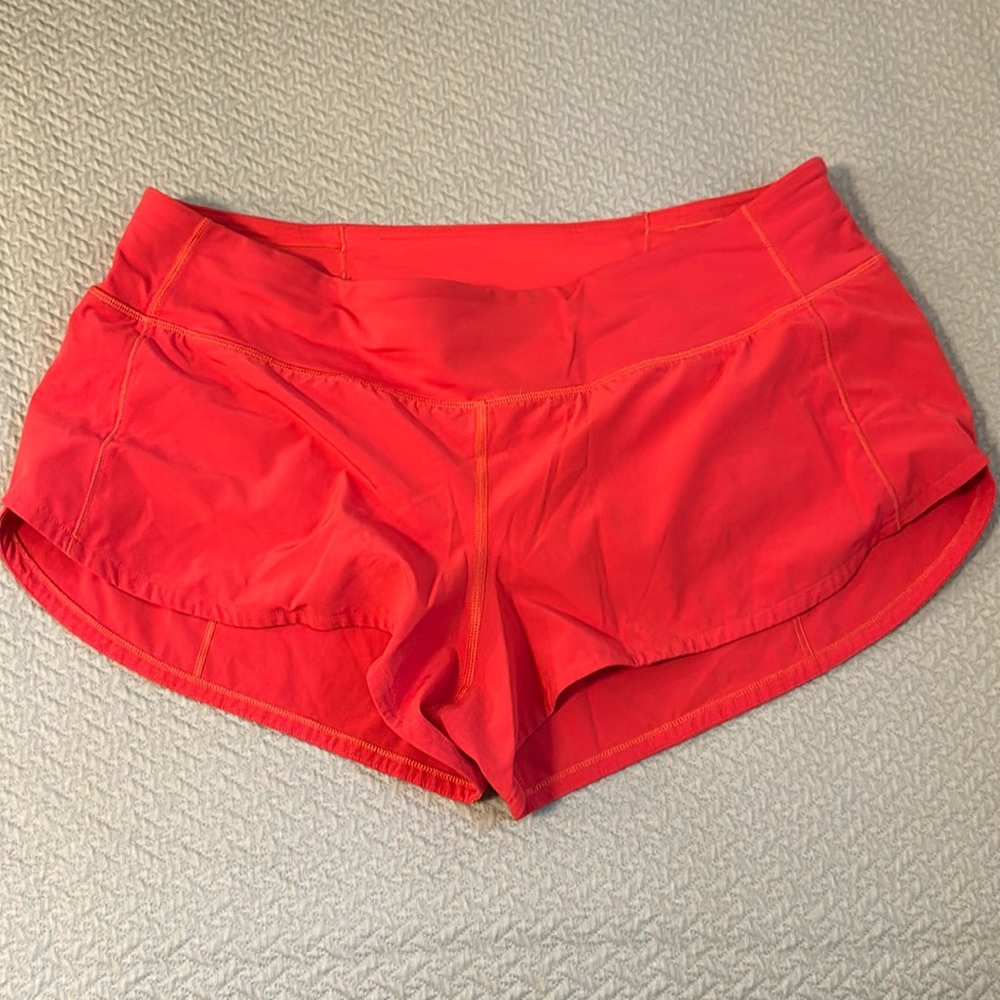 LULULEMON SPEED UP SHORTS 2.5 inch